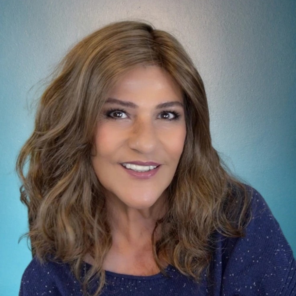 NWT WigPro Popular "Joy" wig Pinecone